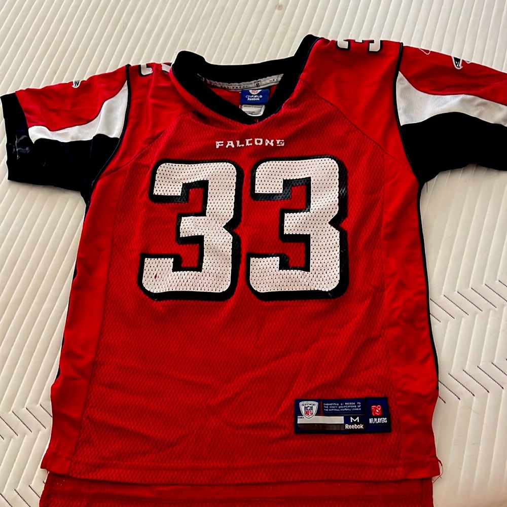 ATL Falcons throwback jersey - Turner #33